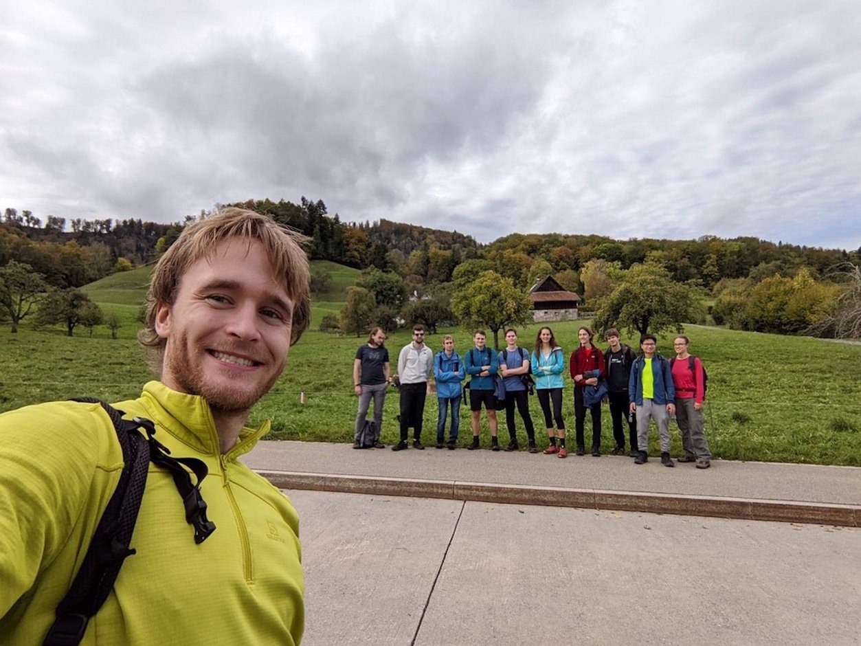 Featured image of post Hike 🥾 from Uetliberg to Thalwil