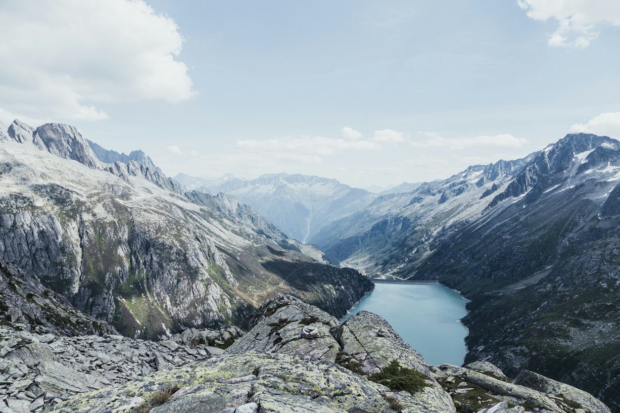 Featured image of post Challenging Hike to Göscheneralpsee