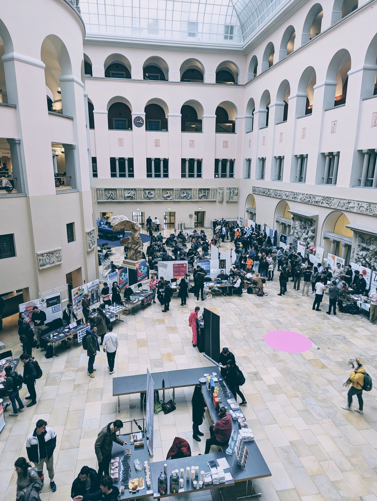 Featured image of post VSUZH Activity Fair HS25